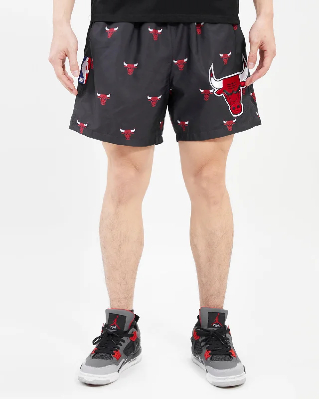 NBA CHICAGO BULLS AOP MINI LOGO MEN'S WOVEN SHORT (1CB)